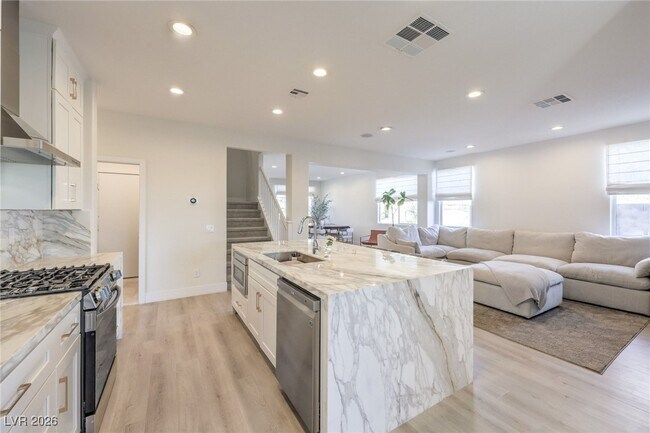 Foto del edificio - 5404 Avent Ferry St