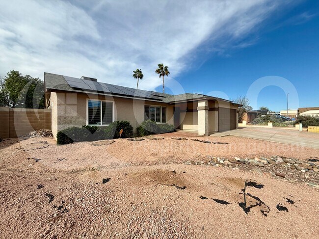 Foto del edificio - 19028 N 8th Ave