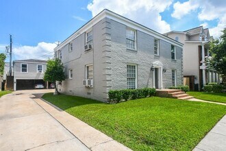 Building Photo - 2718 Wroxton Rd