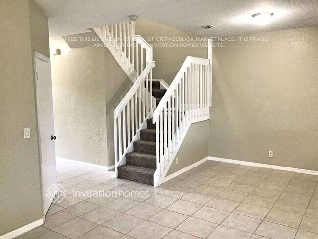 Foto del edificio - 4000 NW 91st Terrace