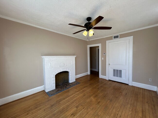 Foto del edificio - 2623 College St