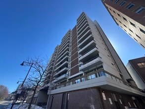 Building Photo - 566 Commonwealth Ave
