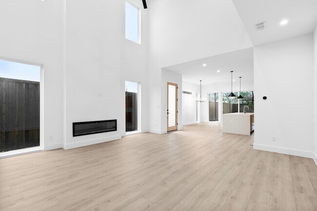 Foto del edificio - 2814 Guymon St