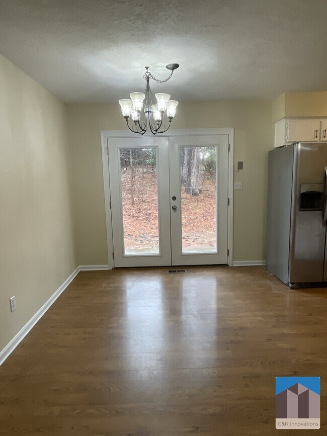 Foto del edificio - 2595 Woodland Dr NW