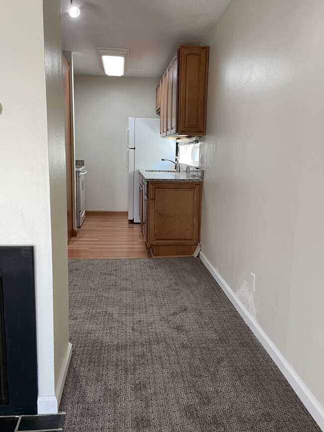 Foto del edificio - 2730 Oak Rd