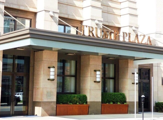 Building Photo - 88 Morgan St