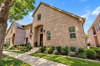 Building Photo - 6854 Cortona Ln