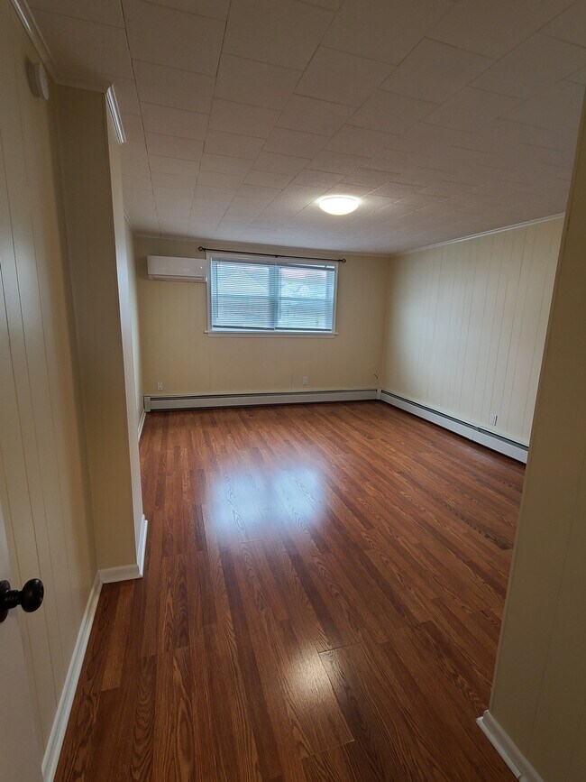 Dormitorio 1 - 66 Hillside St