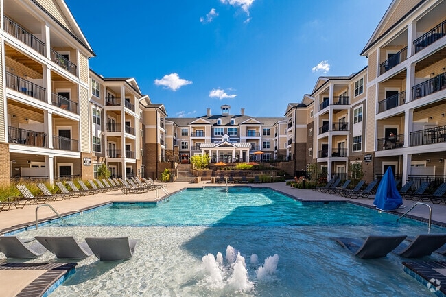 Building Photo - Abberly CenterPointe