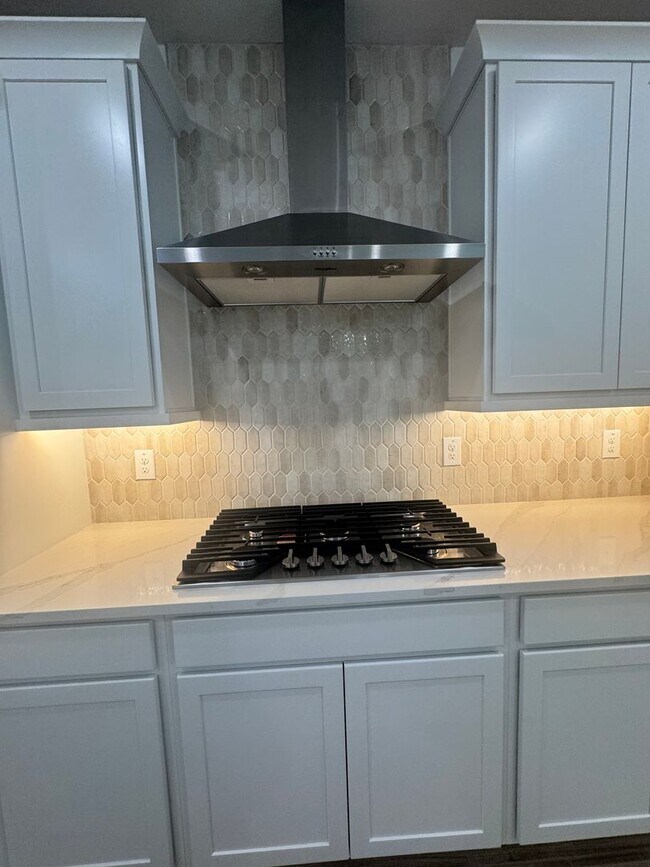 Foto del edificio - BRAND NEW HOME IN ALORAVITA IN PEORIA