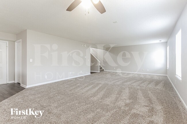 Building Photo - 8114 Grove Berry Dr