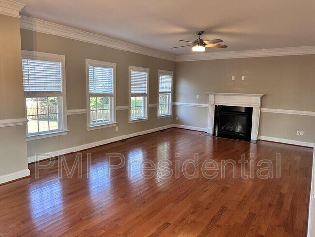 Building Photo - 2818 Bayfront Way