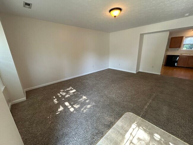 Building Photo - 9917 W Midland Way