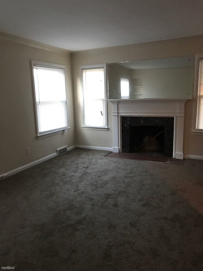 Foto del edificio - 16511 Oakfield St