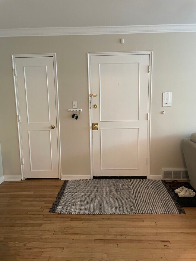 Front door and coat closet - 25777 Woodward Ave
