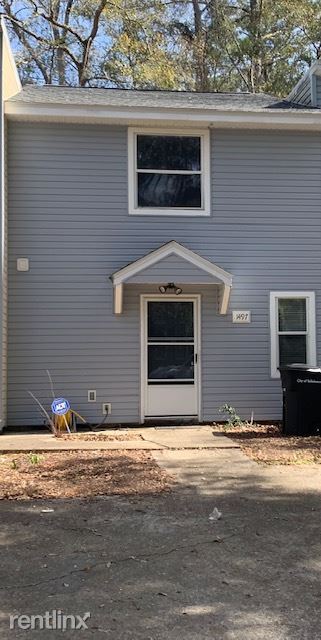 Primary Photo - 2 br, 2.5 bath Townhome - 1497 Live Oak Dr