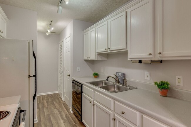 Adorable 2 bed/2 bath condo Hermitage - Adorable 2 bed/2 bath condo Hermitage