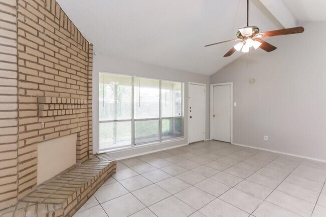 Foto del edificio - 2311 W Greens Rd