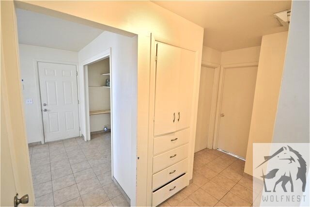 Building Photo - Beautiful 3 Bedroom West Valley Duplex