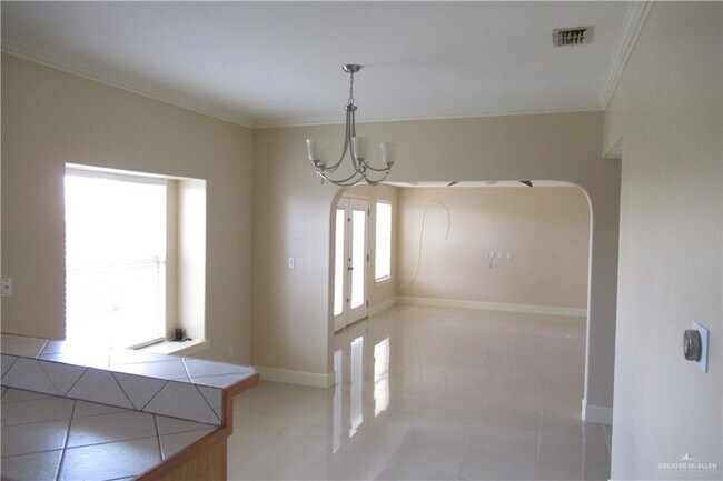 Foto del edificio - 33 Santa Teresa St