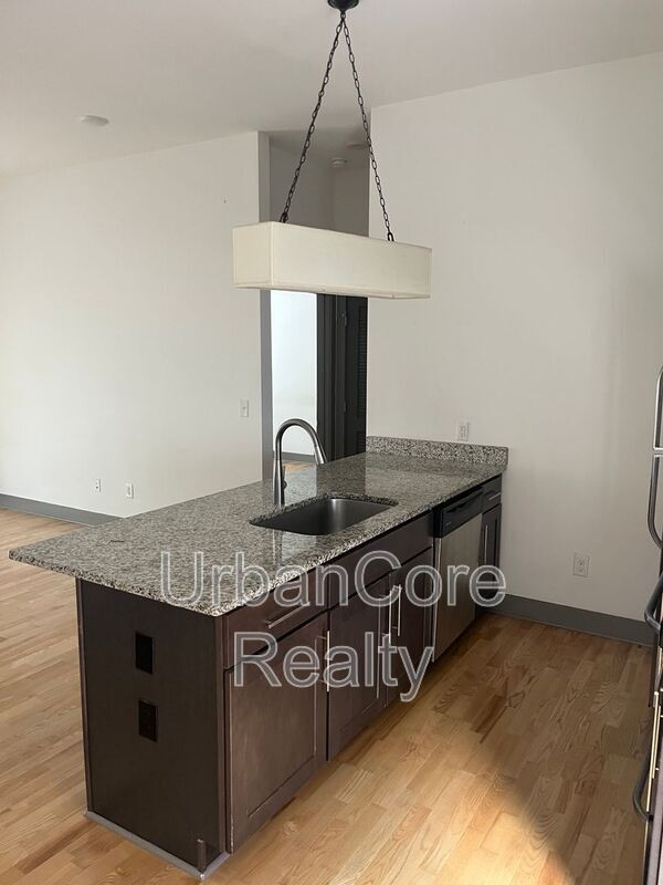 Foto del edificio - 320 N 32nd St