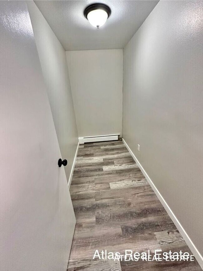 Building Photo - 801 S Union Blvd