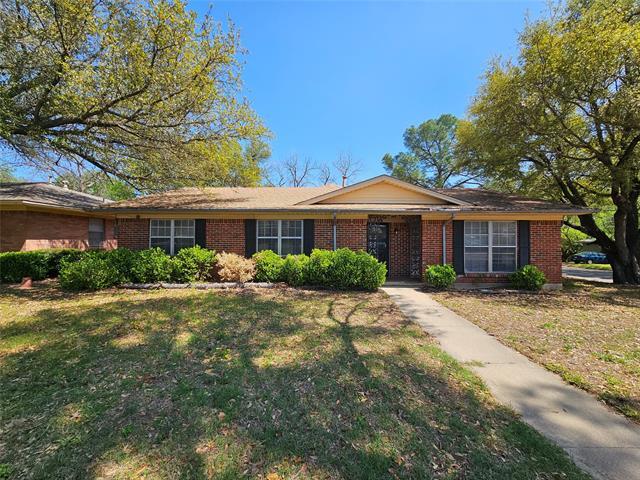 Foto principal - 2100 Redwood Pl