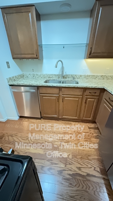 Building Photo - 4237 Pillsbury Ave S