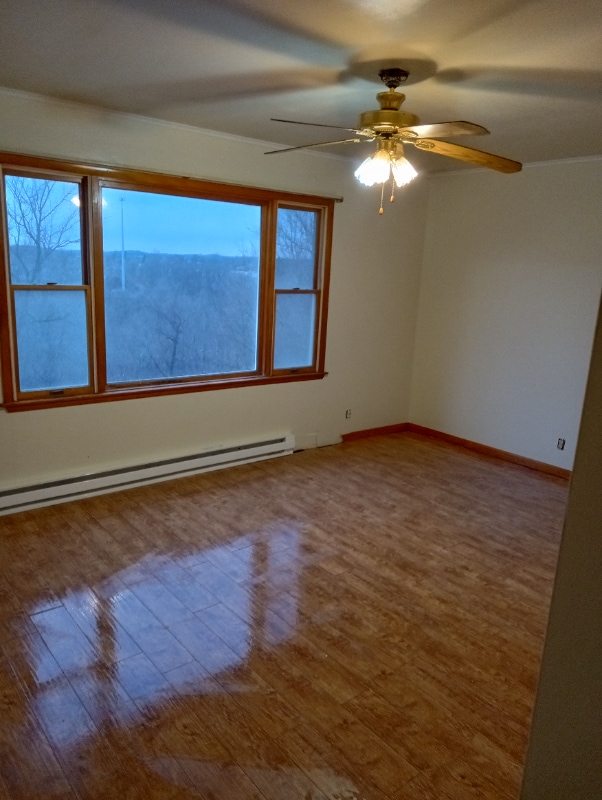 Building Photo - 12 Elm Ln