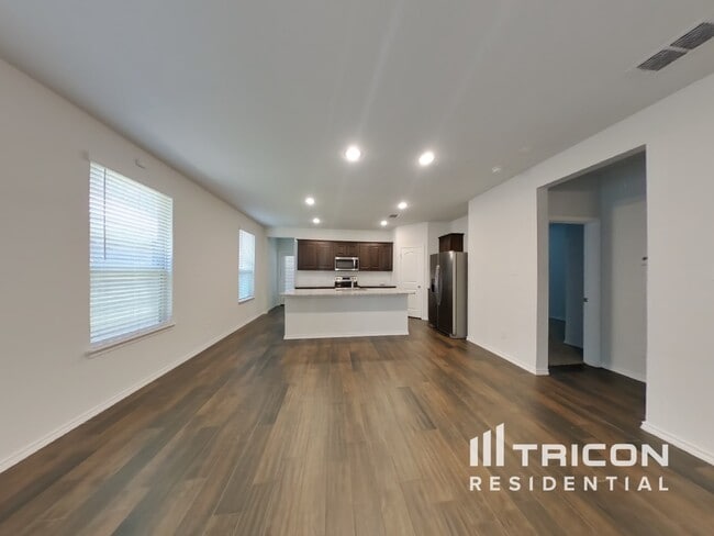 Foto del edificio - 576 Val Verde St