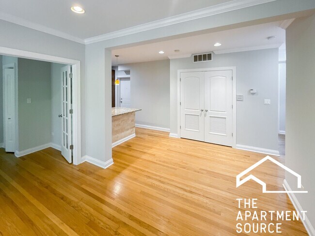 Foto del edificio - 3810 N Marshfield Ave