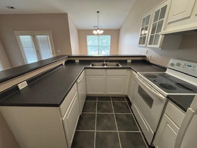 Building Photo - "Spacious 2-Bedroom Condo Retreat with 2 F...