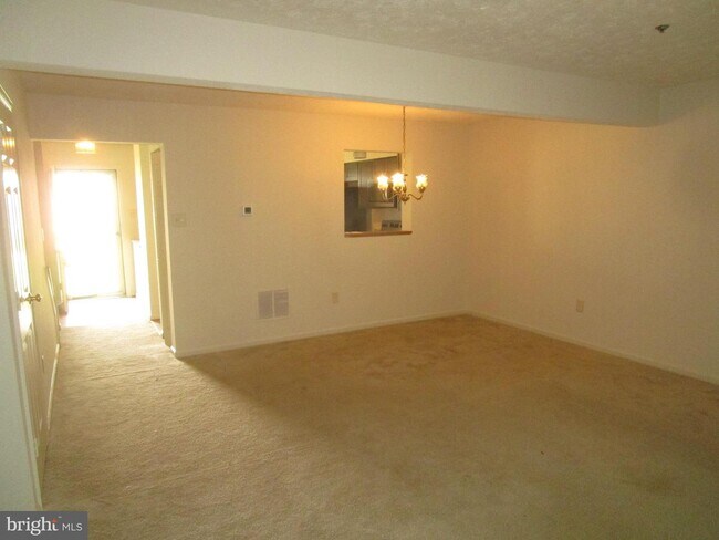 Building Photo - 11408 Hawk Ridge Ct
