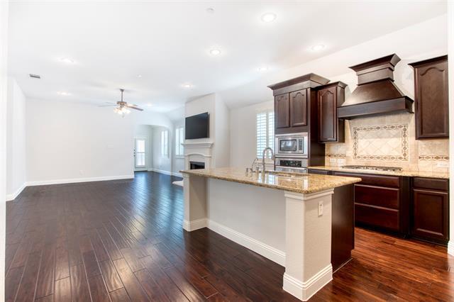 Foto del edificio - 8609 Dewland Dr