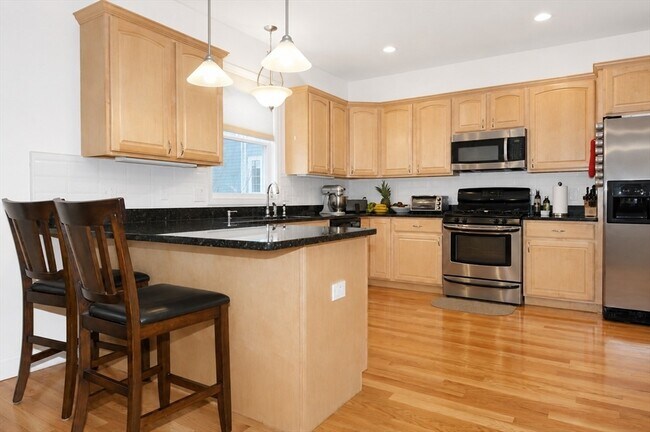 Building Photo - 78 Durnell Ave