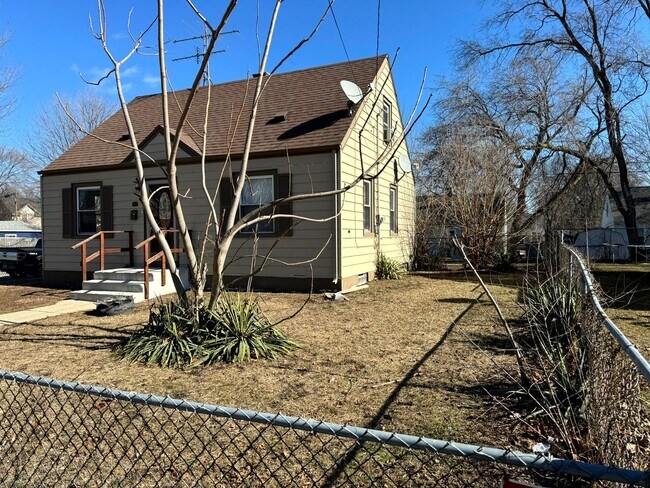 Foto del edificio - 3 bedroom Kenosha cape cod