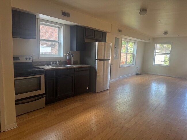 Foto del edificio - 1526 N 17th St