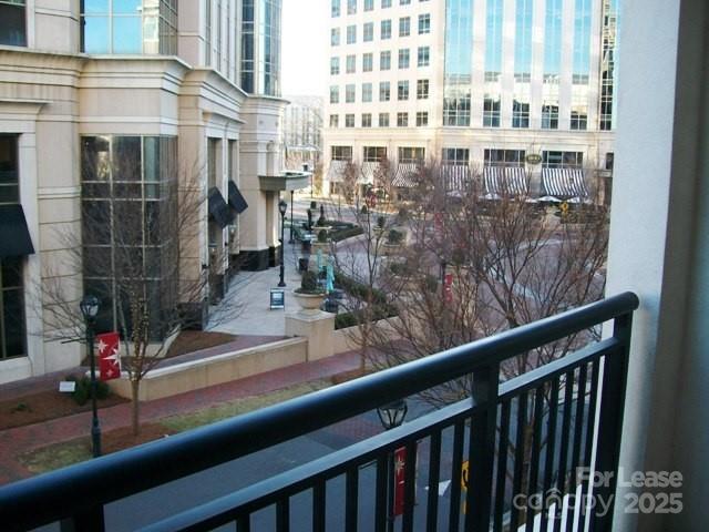 Foto del edificio - 4625 Piedmont Row Dr