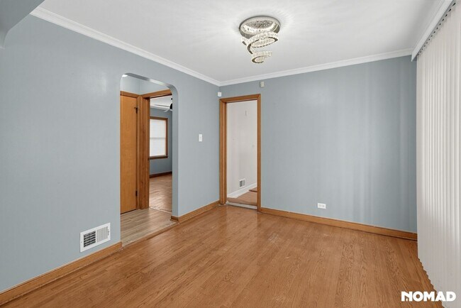Foto del edificio - 14733 Ln Salle St