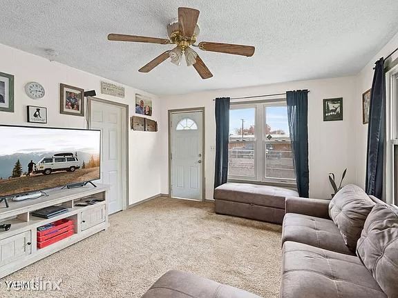 Primary Photo - 2 br, 1 bath House - 10710 Hughes Rd