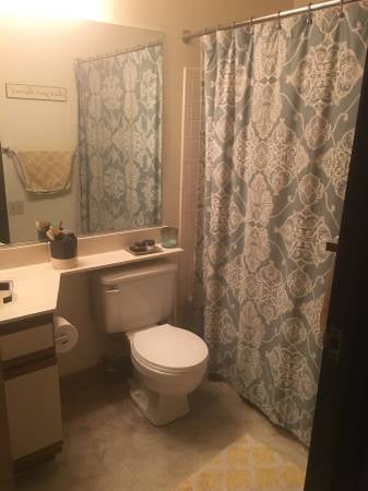 Primary Photo - 626 E State St