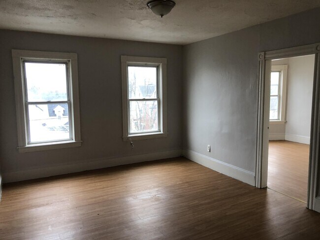 Building Photo - 360 Merrimack St