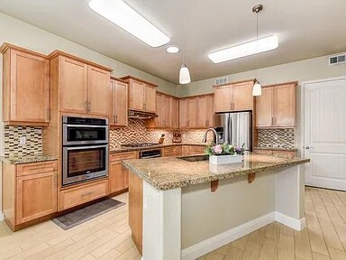 Building Photo - 2077 Hidden Falls Dr