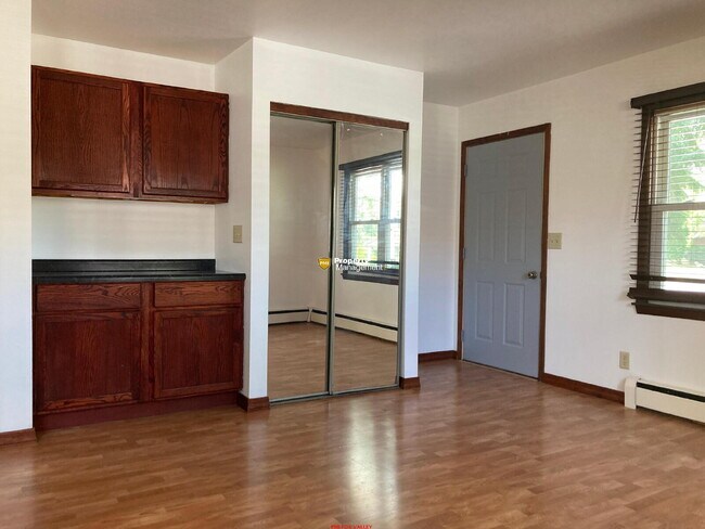 Foto del edificio - Duplex Neenah