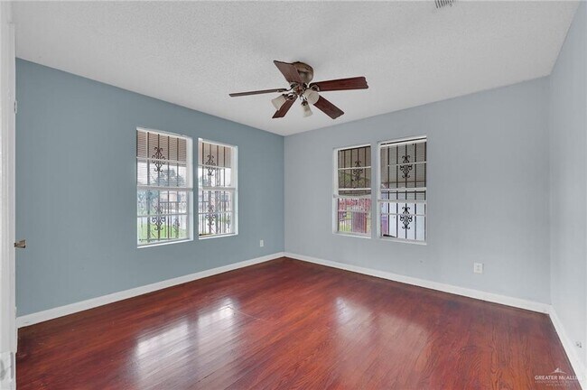 Foto del edificio - 913 N 3rd St