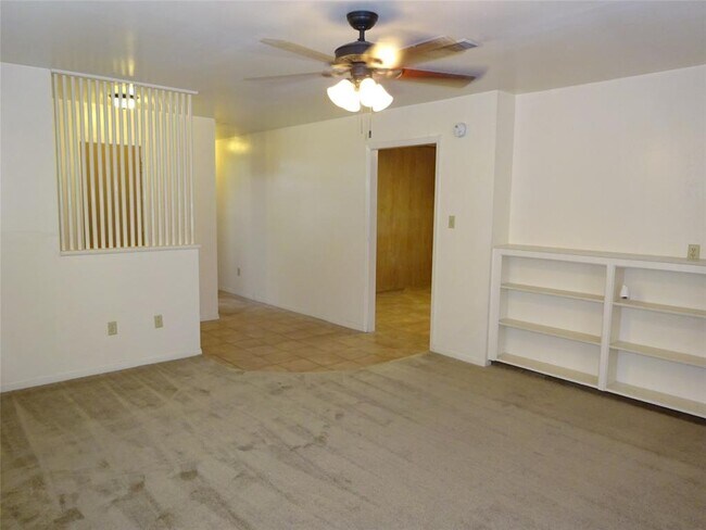 Building Photo - 311 Moss Hill Ln