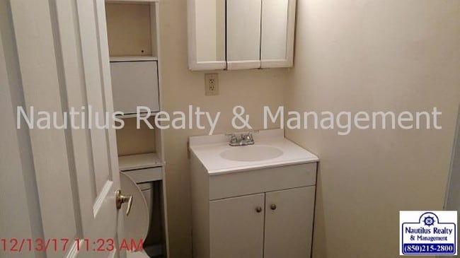Foto del edificio - 2711 E 6th Pl