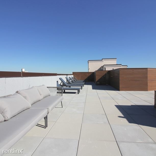 Foto del edificio - 1024 Gates Ave