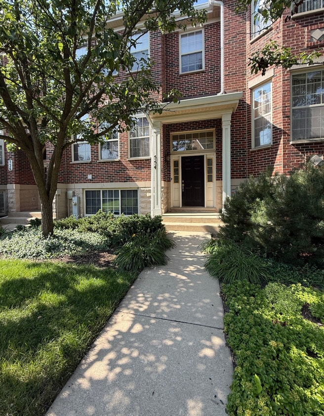 Foto principal - 554 Prestwick Ln
