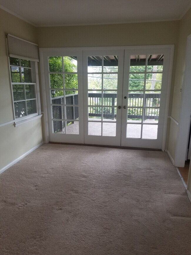 Foto del edificio - 1282 Devon Ave